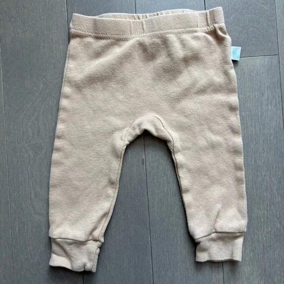 Neutral Two-Piece Set, 3-6M - Picture 7 of 9